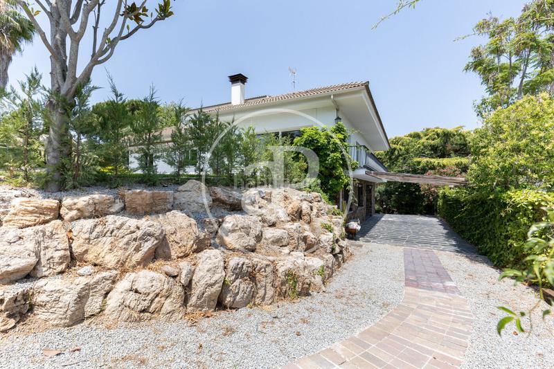 Foto f64a256c-ade9-4424-803a-ad0af153ce65. Miete haus mit heizung parking pool in Bellaterra