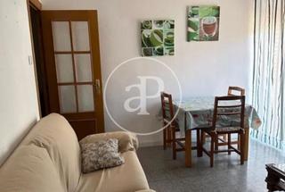 Rent Flat  Carrer de rodríguez de cepeda. Piso en alquiler en albors