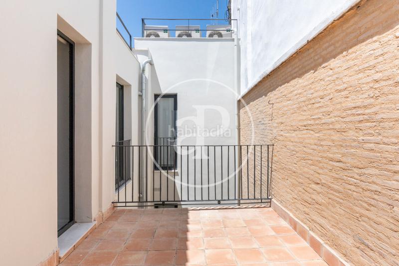 Foto 50b09480-ef25-468f-b53e-69968433712e. Alquiler piso ático en alquiler en san francesc en Valencia