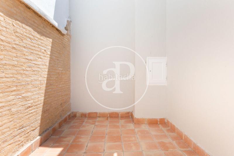 Foto aa7d16cf-b558-473f-a8be-d1b5143edbda. Alquiler piso ático en alquiler en san francesc en Valencia