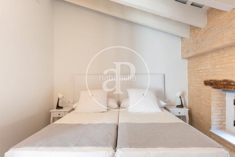 Foto ce3d4194-0b40-475e-ae3e-c4e951c7cd44. Alquiler piso ático en alquiler en san francesc en Valencia