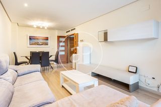 Rent Flat  Av. de les corts valencianes. Piso en alquiler en cortes valencianas
