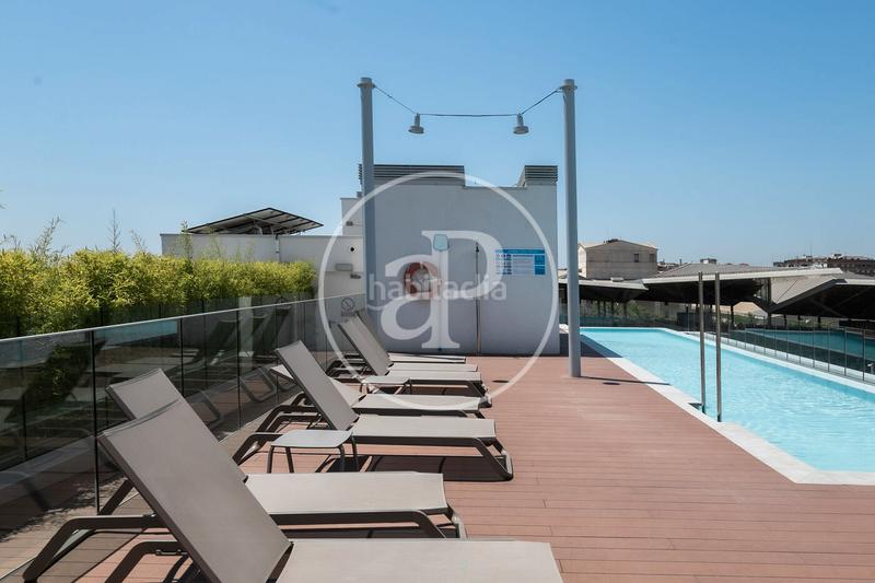 Foto 679a1adf-cbfa-430c-b754-f41950f76ace. Location appartement avec chauffage piscine dans El Parc i la Llacuna del Poblenou Barcelona