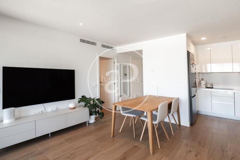 Foto 6b2ac40c-5597-4ee5-b4d5-99932b956919. Location appartement avec chauffage piscine dans El Parc i la Llacuna del Poblenou Barcelona
