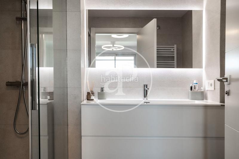 Foto d8c6b404-14ad-4518-b885-f2aa85f09d4a. Location appartement avec chauffage piscine dans El Parc i la Llacuna del Poblenou Barcelona