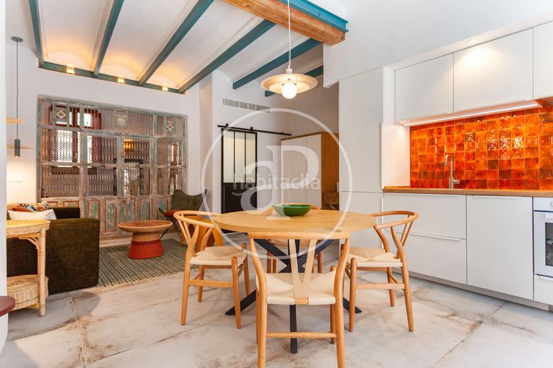 Foto b862592a-fd23-46b5-a399-104b026153c6. Piso  en venta en El Carmen en El Carme Valencia