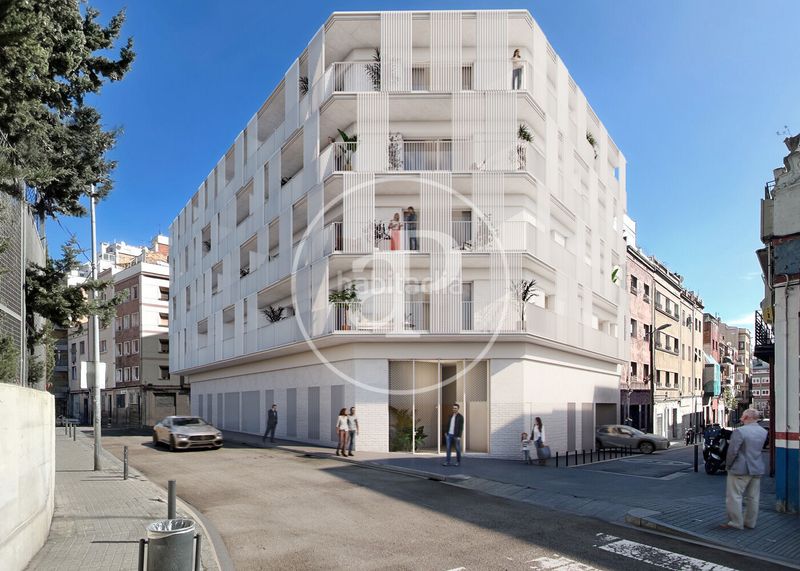 Foto a4827ae9-3e6f-4418-9f2a-5d45cdc783f2. Zweistöckige wohnung 105m<sup>2</sup> in travessera de Collblanc 23 in Hospitalet de Llobregat (L´)