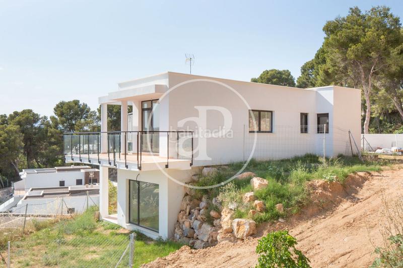 Foto 6d1476a1-0089-4597-bde3-03fee2cb46fe. Maison jumelée avec chauffage dans El Bosque Chiva