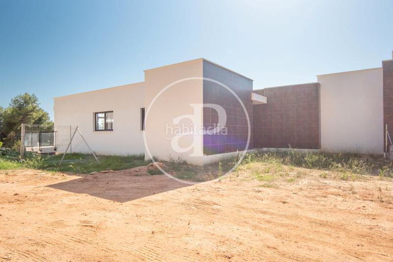 Foto 73f8def6-a6cc-4d45-a6d7-43e2ee507a90. Maison jumelée avec chauffage dans El Bosque Chiva