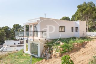 Casa bifamiliare in El Bosque. Pareado en venta en el bosque
