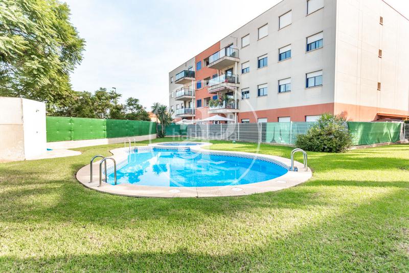 Foto aa2bc995-29e1-453c-8877-7d38282311ea. Piso  en venta en ribarroja en Riba - roja de Túria