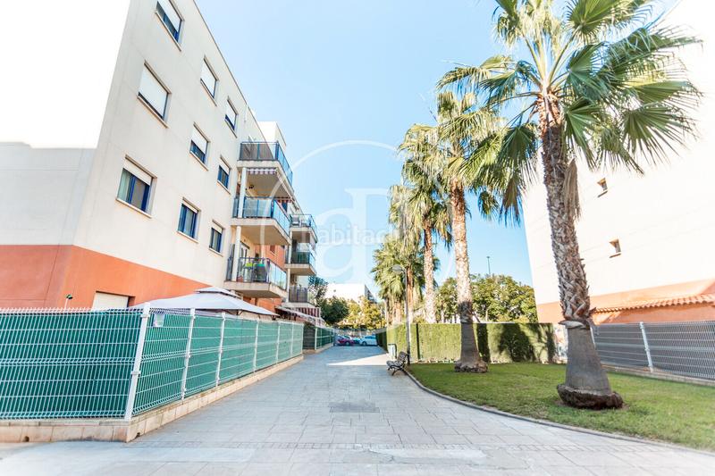 Foto c90d20e6-76de-4b16-9068-704138e4ac03. Piso  en venta en ribarroja en Riba - roja de Túria
