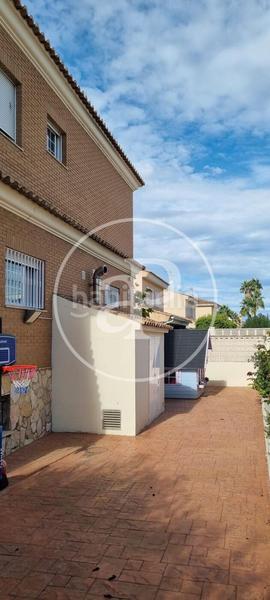 Foto 5a824ebd-b6a6-4093-a8eb-93db2f991b2c. House with heating parking pool in El Carme-Sant Agustí-Bonavista Eliana (l´)