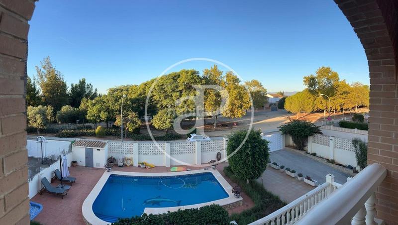 Foto cec36120-60ff-4ec3-8dc2-3b54750e443c. House with heating parking pool in El Carme-Sant Agustí-Bonavista Eliana (l´)