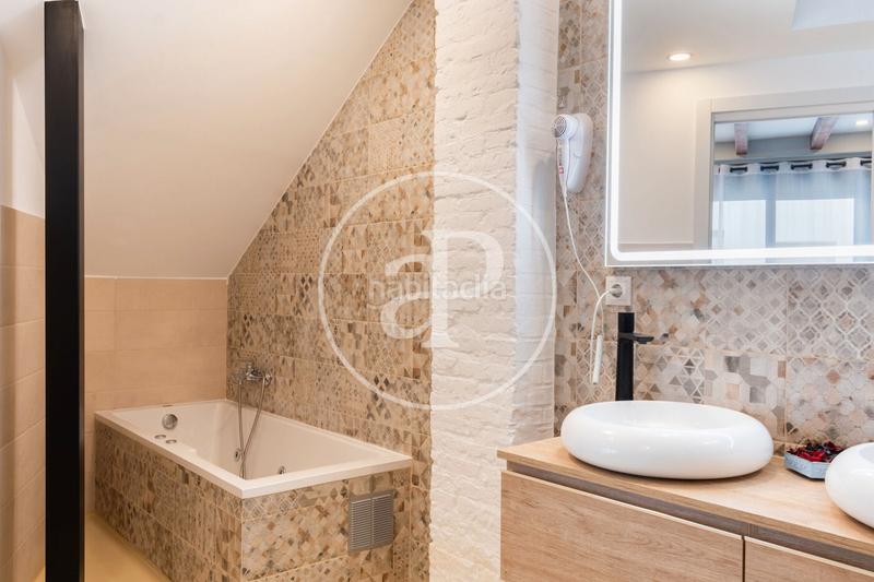 Foto 2dbd3768-c57d-4f42-8a6e-2ab24cb0e4b4. Pis amb calefacció a El Botànic Valencia