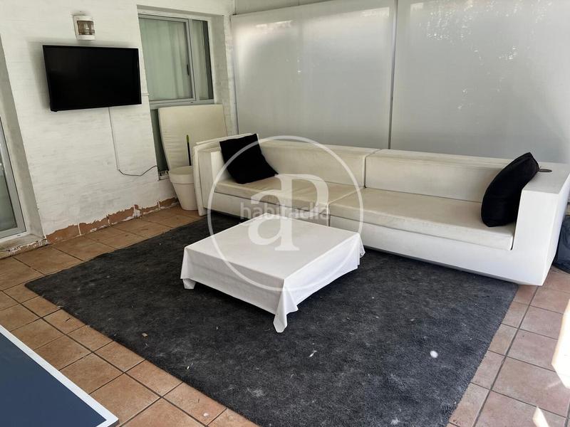 Foto 825be430-9cc5-4939-8e4d-f7c5ff6fb1a1. Miete dachwohnung mit heizung parking pool in Ciutat de les Ciències i de les Arts - Justicia Valencia