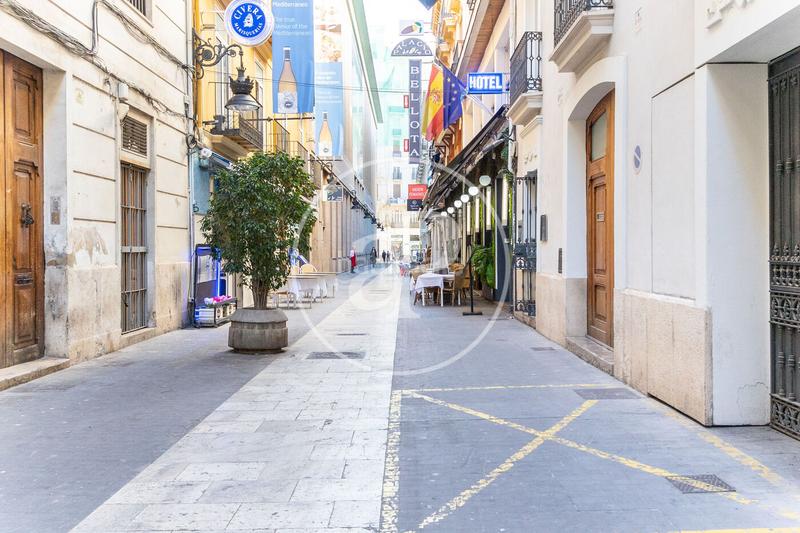 Foto ecef79ad-0125-4d7c-bad4-38282b3d85a7. Alquiler piso  en alquiler junto a plaza del ayuntamiento en Valencia