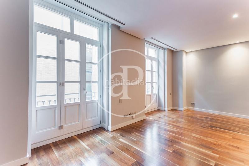 Foto fafea5f9-998c-4b4e-a49d-0c0944eb9536. Location appartement avec chauffage parking dans Sant Francesc Valencia