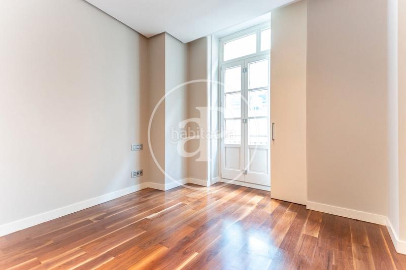 Foto 443f7057-4c1e-4caf-8e6d-d218c6a208e6. Rent flat with heating parking in Sant Francesc Valencia