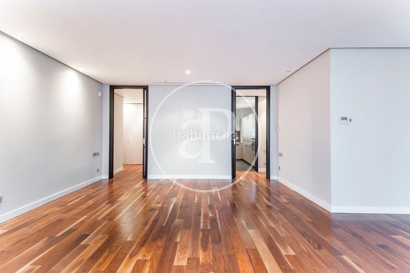 Foto 5482a512-dcaa-410b-9793-22be1a439457. Rent flat with heating parking in Sant Francesc Valencia