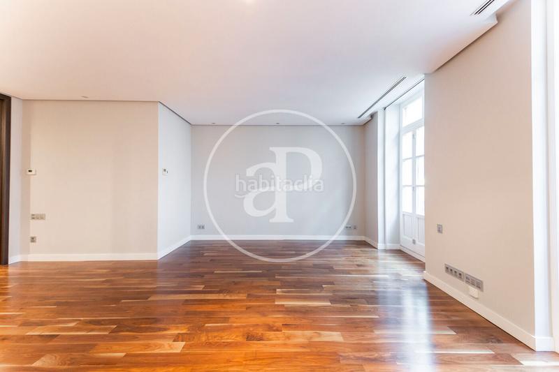 Foto a36a42ed-9890-4adc-9fec-1faccd583b63. Rent flat with heating parking in Sant Francesc Valencia