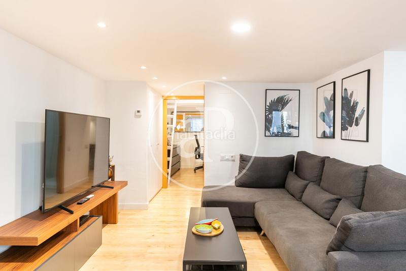 Foto 2c19bb9e-8ebb-41cb-804f-a71a84e48975. Dúplex piso en venta en calle madrazo en Sant Gervasi - Galvany Barcelona
