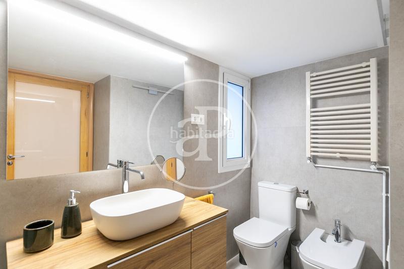 Foto 3bb2bb85-d50d-4921-9cea-e3b7bfc5cbd3. Dúplex piso en venta en calle madrazo en Sant Gervasi - Galvany Barcelona