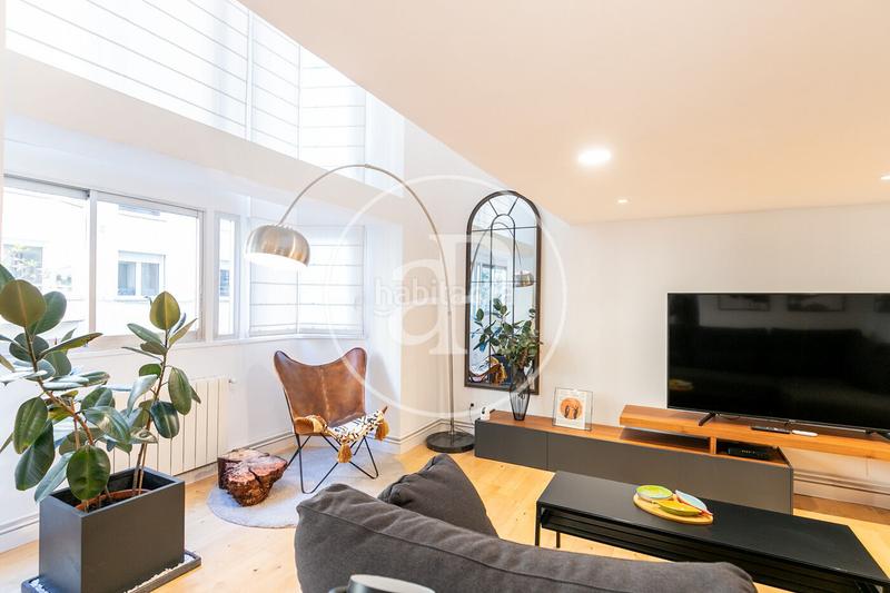 Foto 6ed21ba3-9f0a-4433-8ec1-f702c7e4fd8a. Dúplex piso en venta en calle madrazo en Sant Gervasi - Galvany Barcelona