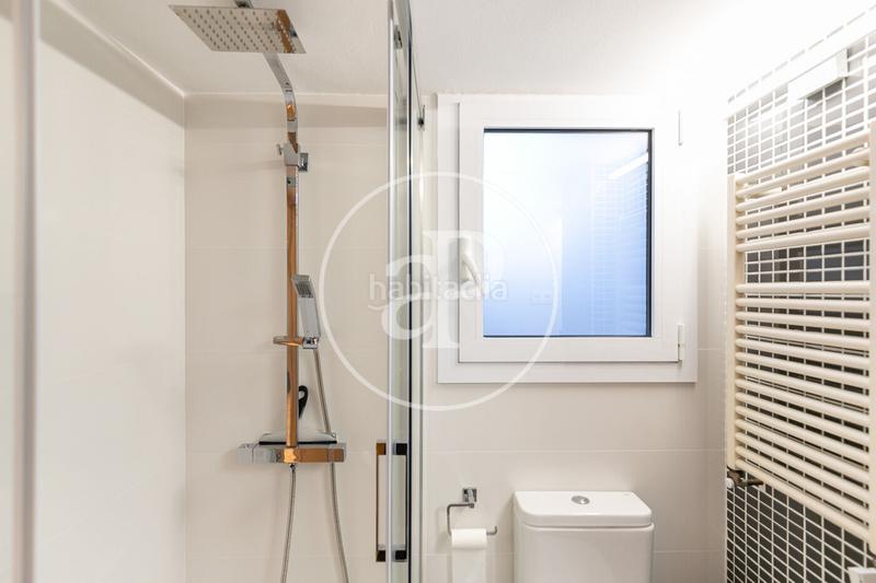 Foto 885ec1aa-c31a-44c2-bda2-beca79ef31b7. Dúplex piso en venta en calle madrazo en Sant Gervasi - Galvany Barcelona