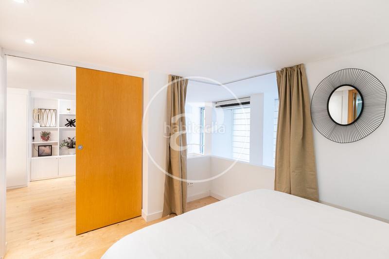 Foto aecd90b4-ca29-43da-a9f4-d5140d9fe3a3. Dúplex piso en venta en calle madrazo en Sant Gervasi - Galvany Barcelona
