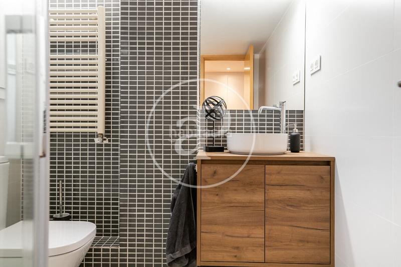 Foto cbdda4e2-4107-4623-bb16-290d8d2cdea1. Dúplex piso en venta en calle madrazo en Sant Gervasi - Galvany Barcelona