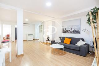 Rent Flat  Carrer del canvis. Piso en alquiler junto a mercado central
