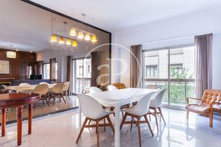 Miete Etagenwohnung  Carrer de baldoví. Piso en alquiler en san francesc