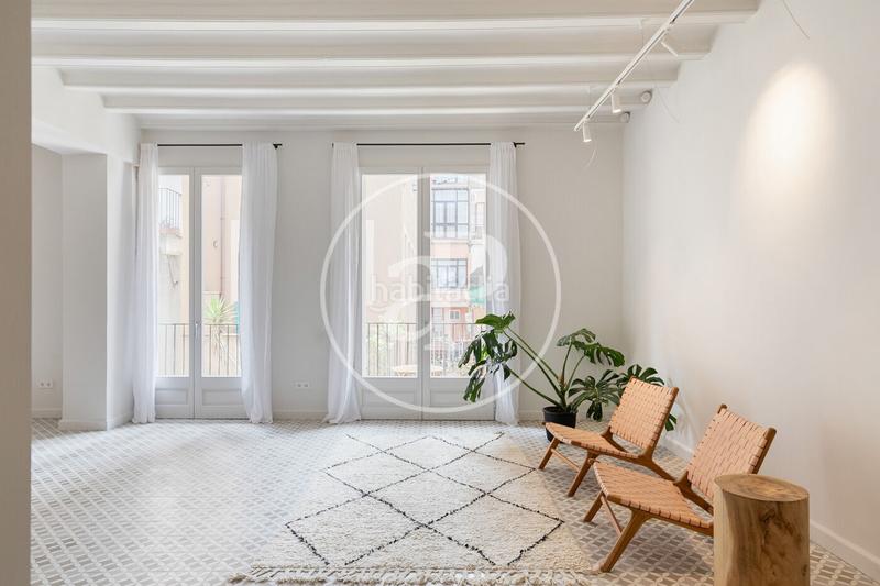 Foto 104bf9a7-38ca-40df-a8a1-448be55f8946. Piso  en venta en el born en St. Pere - Sta. Caterina - El Born Barcelona