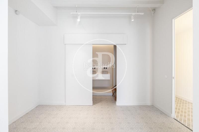 Foto 7e58b8ca-1c87-481f-be44-90e34c4c6381. Piso  en venta en el born en St. Pere - Sta. Caterina - El Born Barcelona