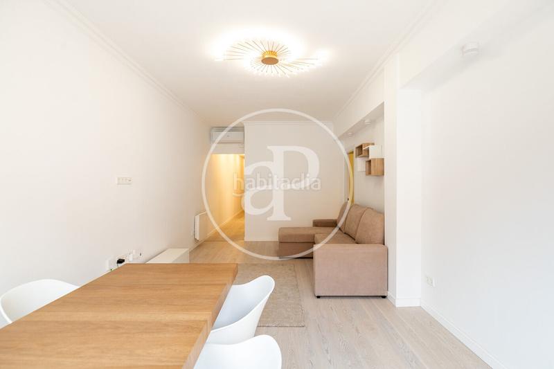Foto 2012d9e1-f12a-4642-a0df-f8d93208d863. Appartement avec chauffage parking dans L´Antiga Esquerra de l´Eixample Barcelona