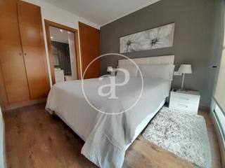 Casa adossada a Nuevo Centro. Chalet adosado en venta en el puerto de sagunto