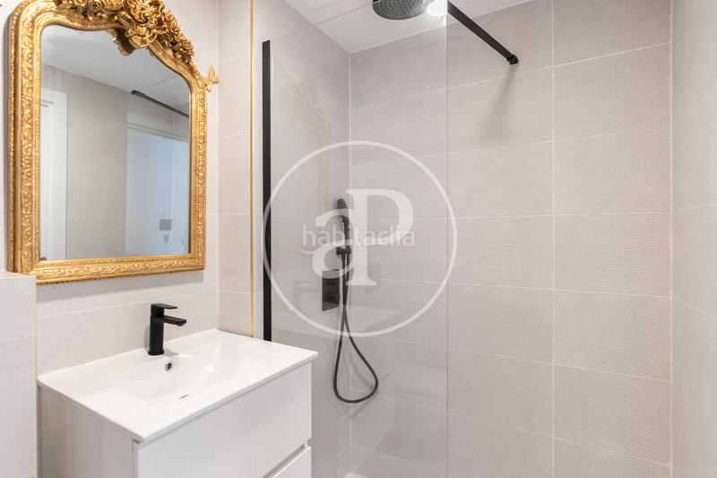 Foto 2f7aedab-b433-4ccc-8ab0-6287db2454b4. Casa 313m<sup>2</sup> con riscaldamento parcheggio piscina in Montgat