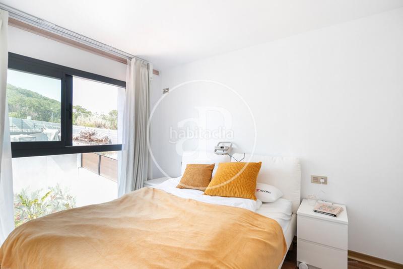 Foto 3e4db574-8e1d-4b15-aab6-3fc67bb02e74. Casa 313m<sup>2</sup> con riscaldamento parcheggio piscina in Montgat