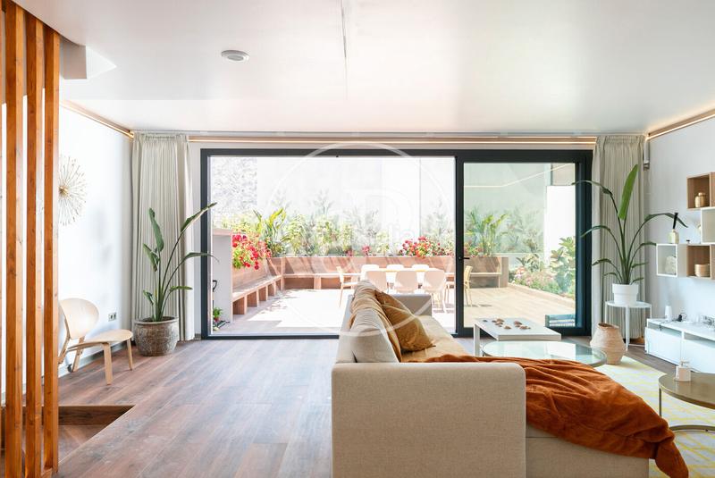 Foto c0f30ef5-0634-4e30-8476-d2070c2027f3. Casa 313m<sup>2</sup> con riscaldamento parcheggio piscina in Montgat