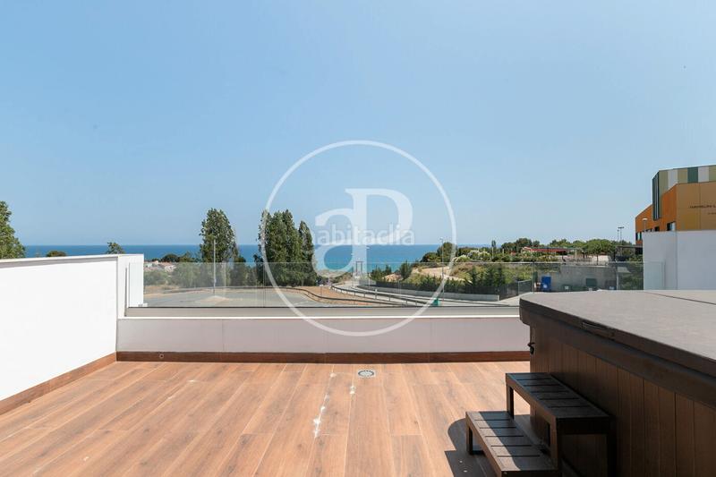 Foto 56ae15d8-48ba-4a4c-9e9b-4ed2548ac3f9. Haus 313m<sup>2</sup> mit heizung parking pool in Montgat