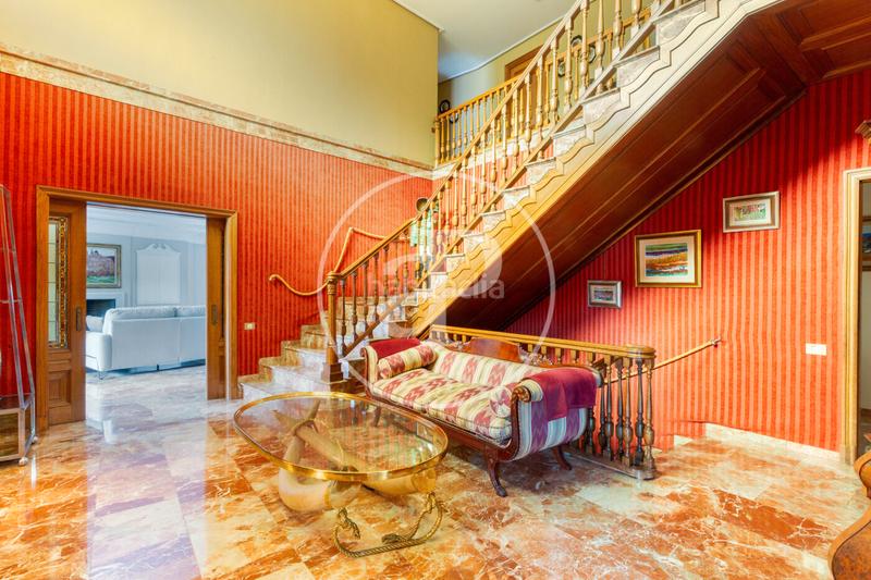 Foto e89de755-6fe6-49e8-8a7f-3ef911143e50. Lloguer casa amb calefacció aparcament piscina a Paterna