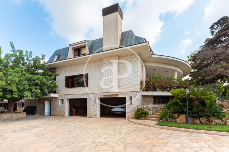 Foto 12476333-f510-499c-9437-9e5ed55ea3df. Rent house with heating parking pool in Casas Verdes Paterna