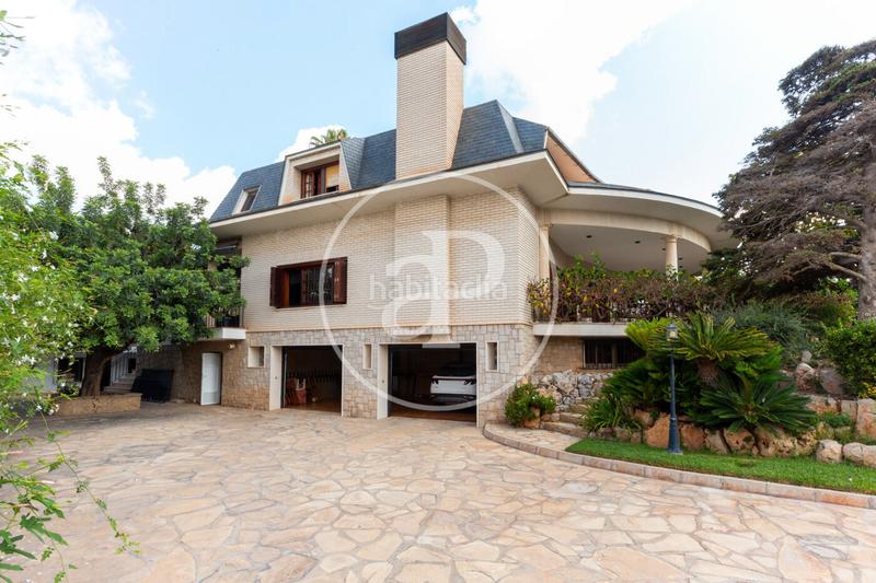 Foto 688245e5-1c7a-424f-a1ef-c059fcf0da9e. Rent house with heating parking pool in Casas Verdes Paterna