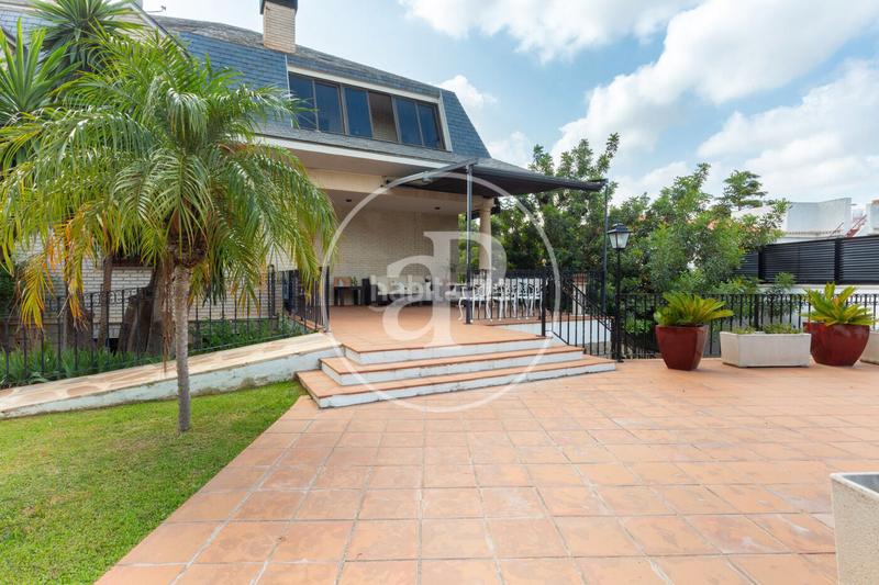 Foto a495306d-a6b4-46bd-ab0a-1121ff4c6a35. Rent house with heating parking pool in Casas Verdes Paterna