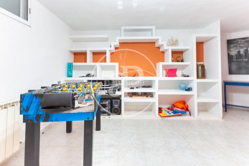 Foto 231f9936-ba28-4cf8-a551-587529ba74ad. Casa chalet independiente en venta en Picassent