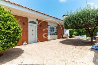 Casa a Picassent. Chalet independiente en venta en picassent
