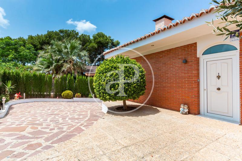 Foto 5d314316-816c-4e51-ab28-ba02b82f882b. Casa chalet independiente en venta en Picassent
