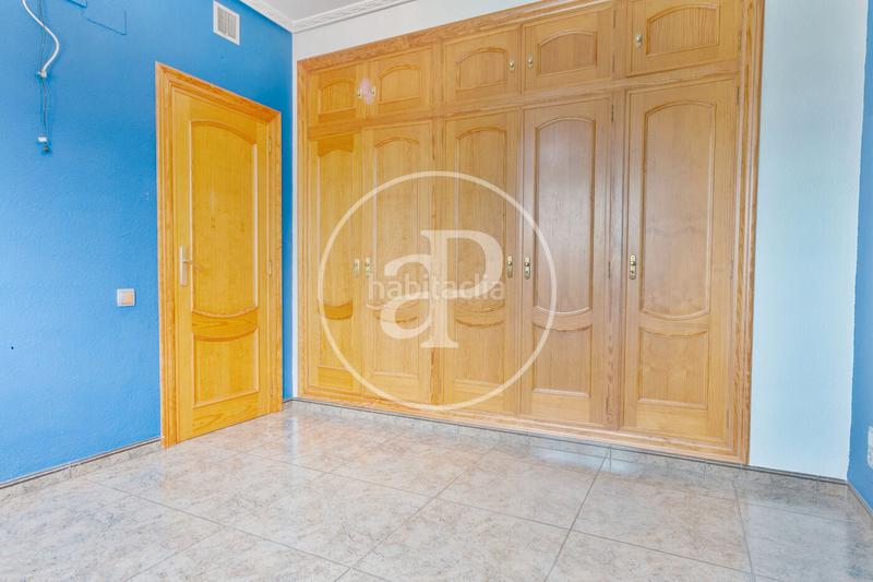 Foto 77bde969-1b1a-4edb-b683-3c3bc44ecaf7. Casa chalet independiente en venta en Picassent