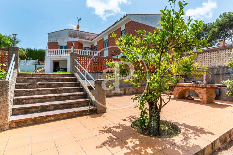 Foto 99790d86-9b9b-496f-9d01-e7a78080552f. Casa chalet independiente en venta en Picassent